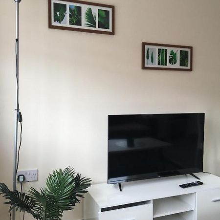 Modern 1 Bedroom Flat Perfect For Match Or City Break Liverpool Exterior photo